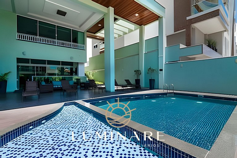 Eunice Costa - Charmoso, com piscina a 120m do mar