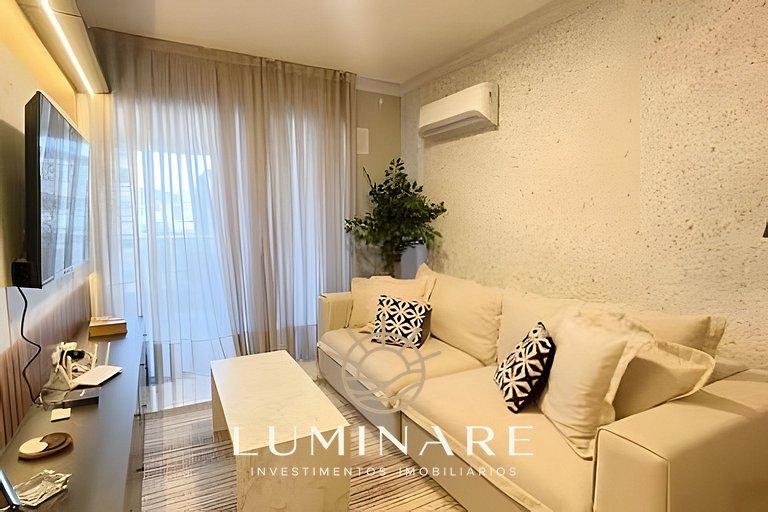 Eunice Costa - Charmoso, com piscina a 120m do mar