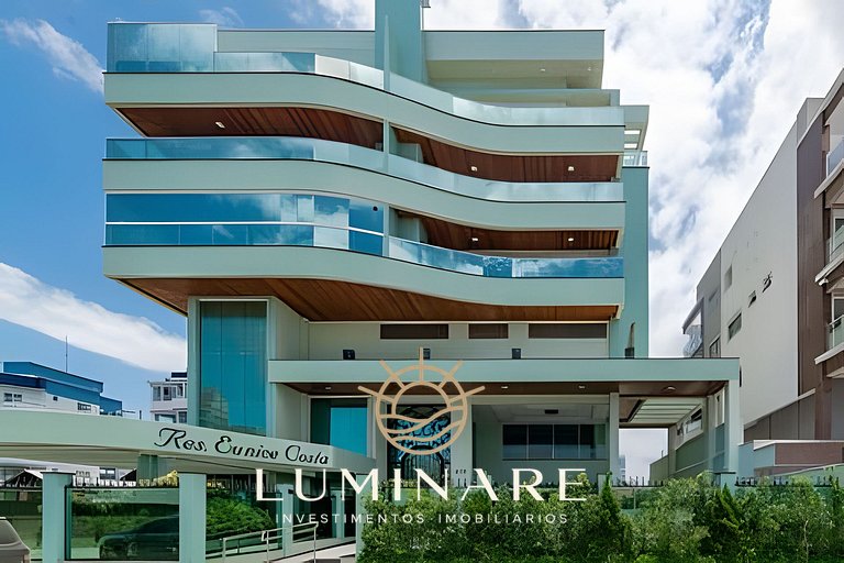 Eunice Costa - Charmoso, com piscina a 120m do mar